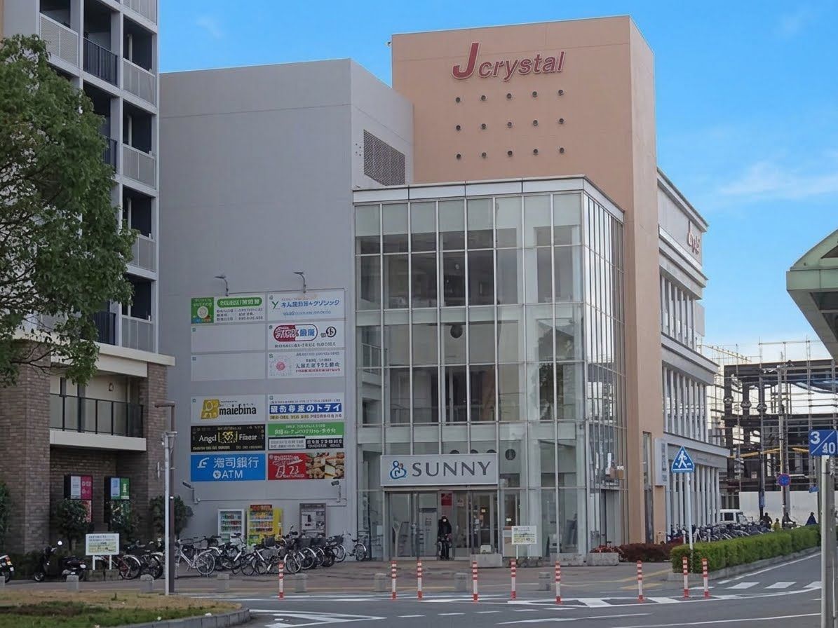 Ｊ-クリスタルビル